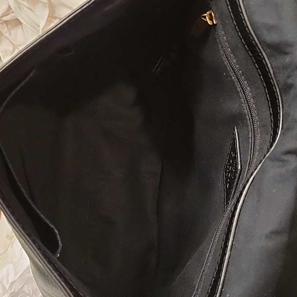 EUC vintage leather Fossil crossbody bag - Picture 11 of 16